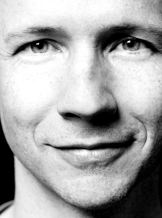 John Cameron MITCHELL